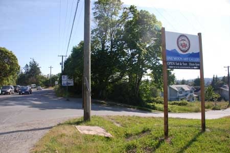 Gallery sign